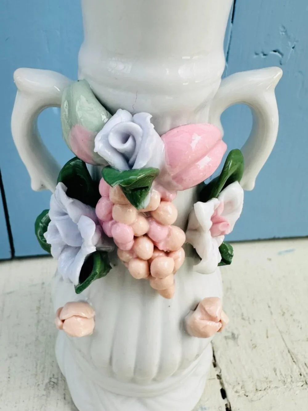 Vintage 1950's Capodimonte Style Ceramic Vase Cottagecore Floral Rose Vase - Picture 3 of 10